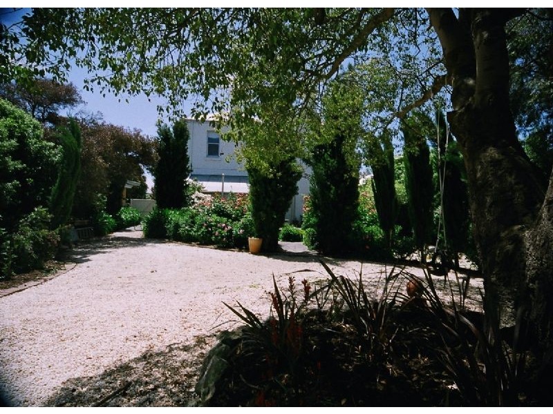 111 Commercial Road, Koroit VIC 3282