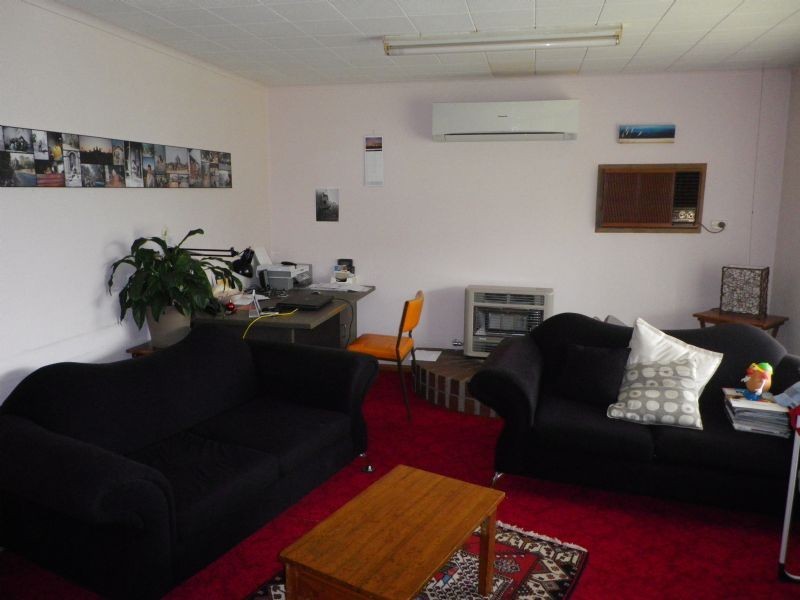 10 Newfield Street, Peterborough VIC 3270