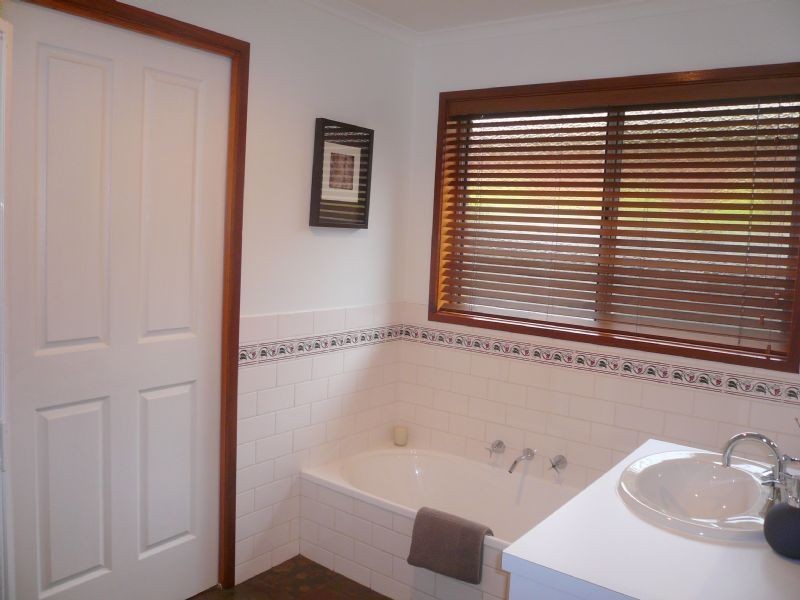 10 Vickers Drive, Warrnambool VIC 3280