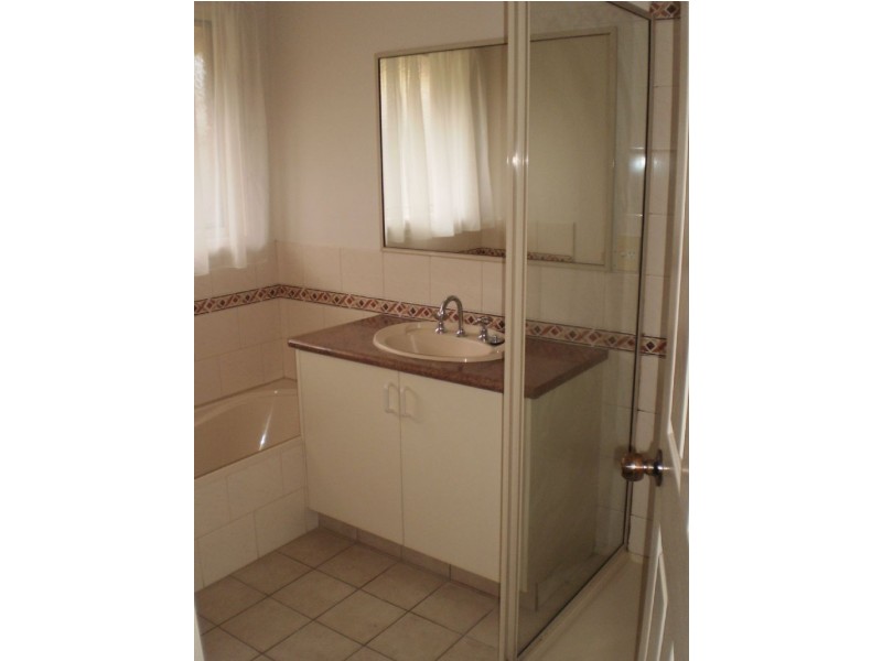 1/18 Lipook Court, Warrnambool VIC 3280