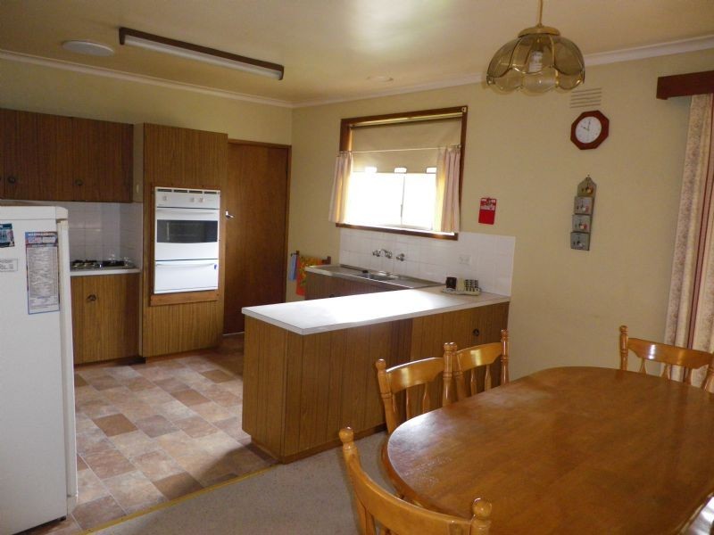 34 Hickford Parade, Warrnambool VIC 3280