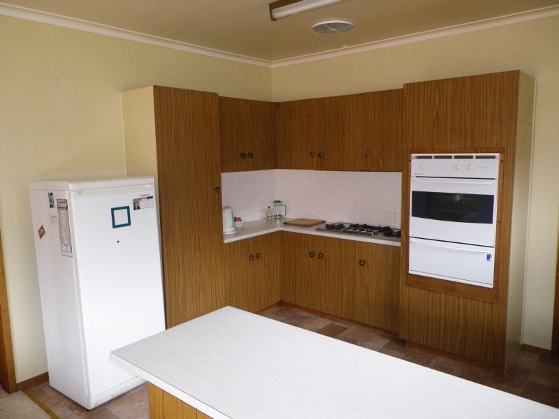 34 Hickford Parade, Warrnambool VIC 3280