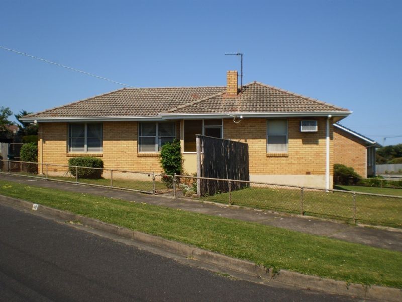 49 Ocean Grove, Warrnambool VIC 3280