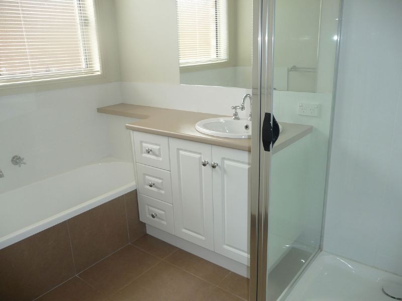 15 Pappas Drive, Dennington VIC 3280