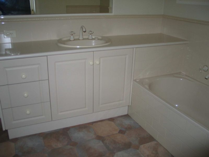 4 Festuca Court, Dennington VIC 3280