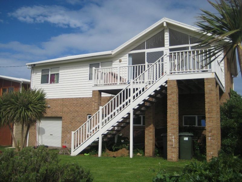 15 Anna-Catherine Drive, Port Fairy VIC 3284