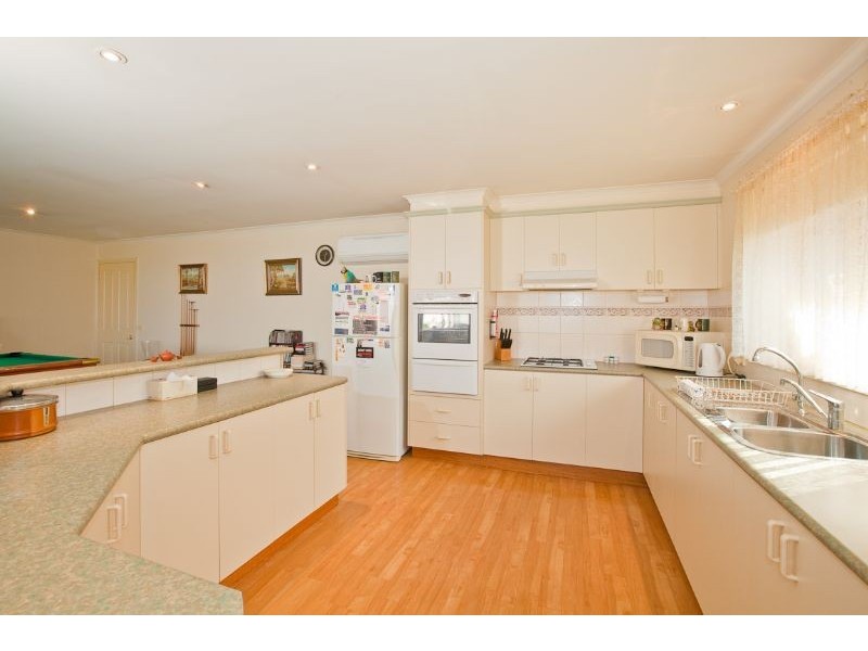 7 Anna-Catherine Drive, Port Fairy VIC 3284