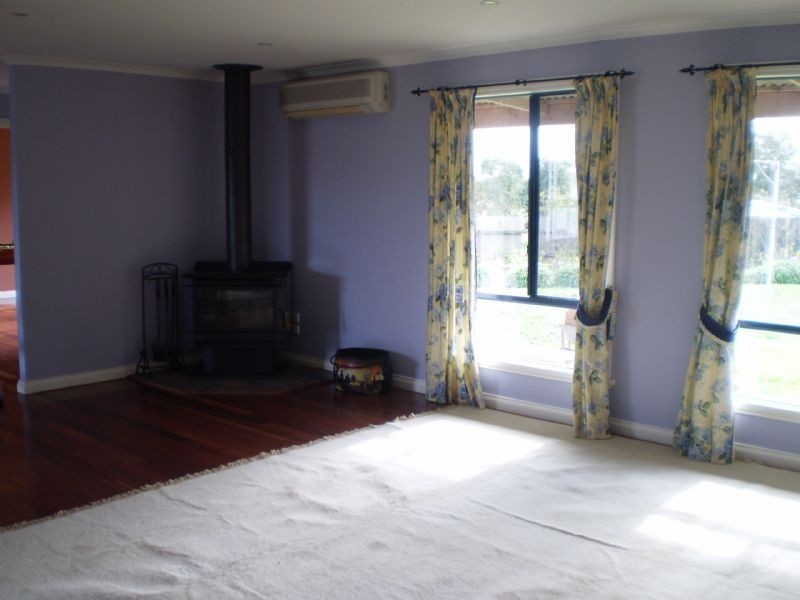 170 Cobden-Terang Road, Cobden VIC 3266