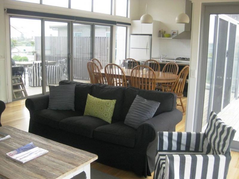 25 Reardon Street, Port Fairy VIC 3284