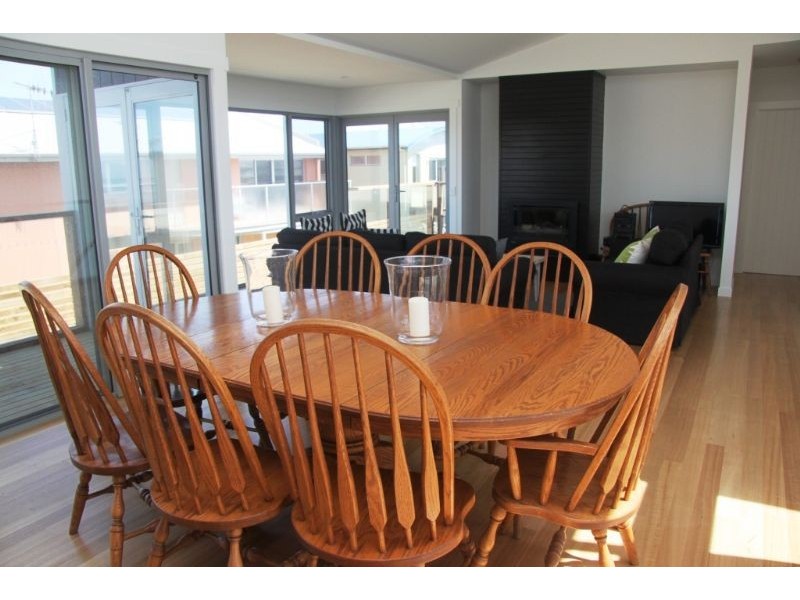 25 Reardon Street, Port Fairy VIC 3284