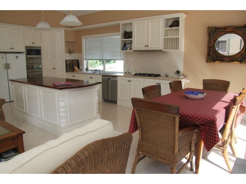 6 Griffith Street, Port Fairy VIC 3284