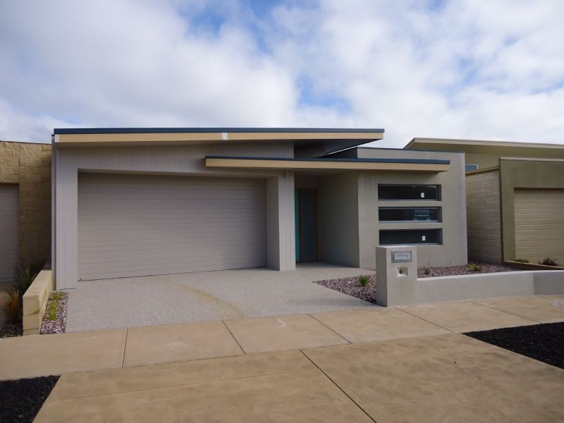 27 Roxburgh Drive, Warrnambool VIC 3280