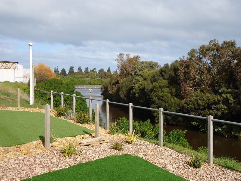 27 Roxburgh Drive, Warrnambool VIC 3280