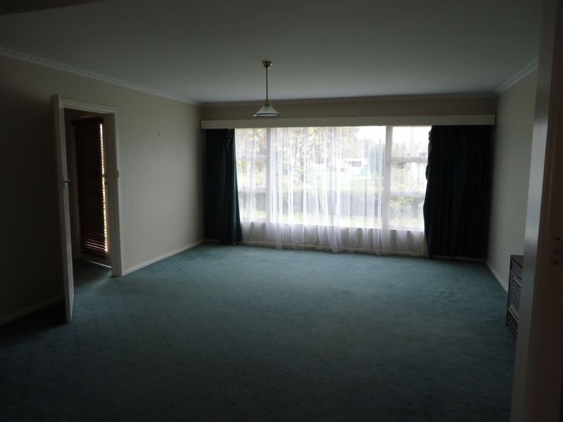 8 Iona Avenue, Warrnambool VIC 3280