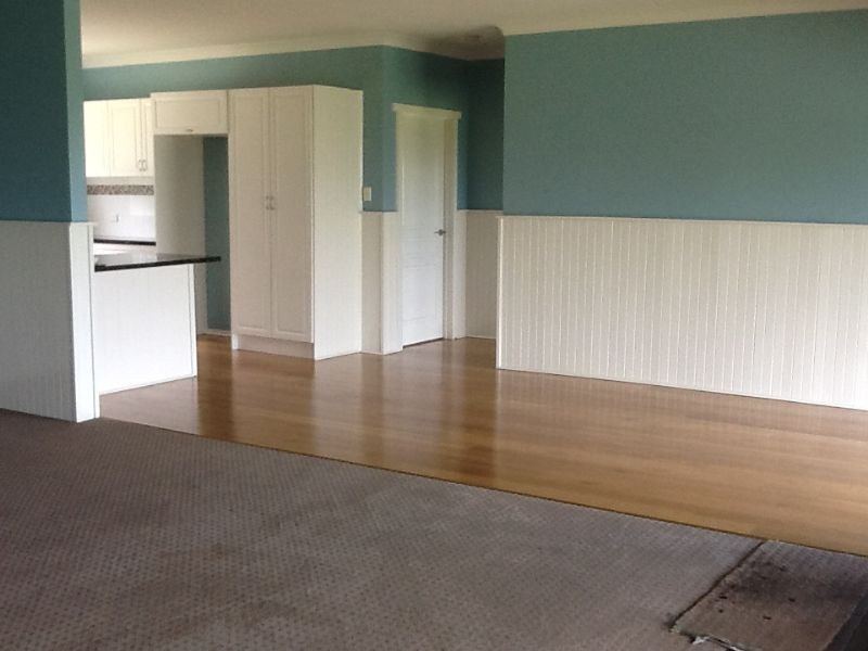 9 Alexanders Road, Cobden VIC 3266