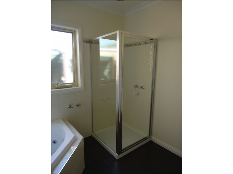 4 Baudin Court, Warrnambool VIC 3280