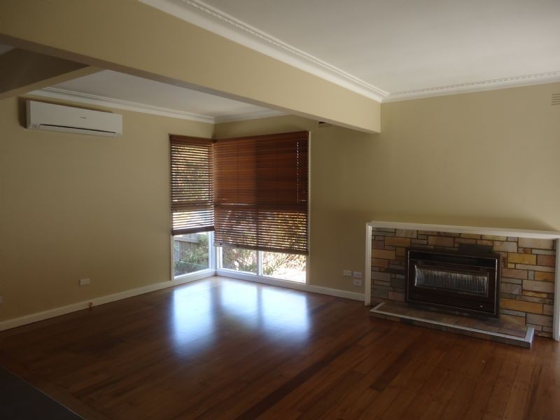 6 Omega Crescent, Warrnambool VIC 3280