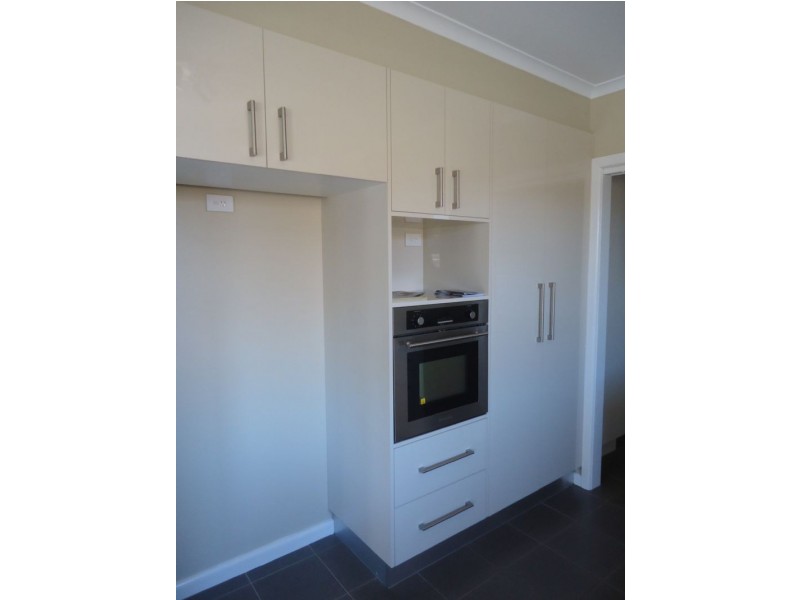 6 Omega Crescent, Warrnambool VIC 3280