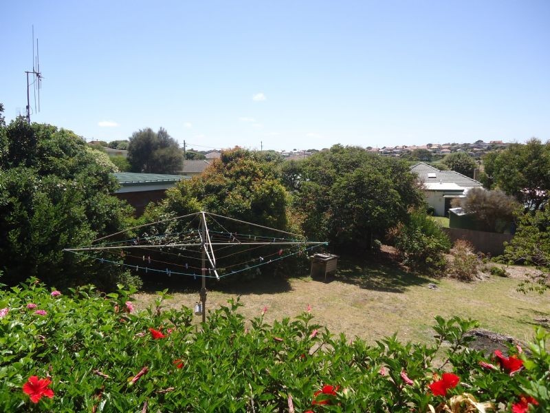 6 Omega Crescent, Warrnambool VIC 3280