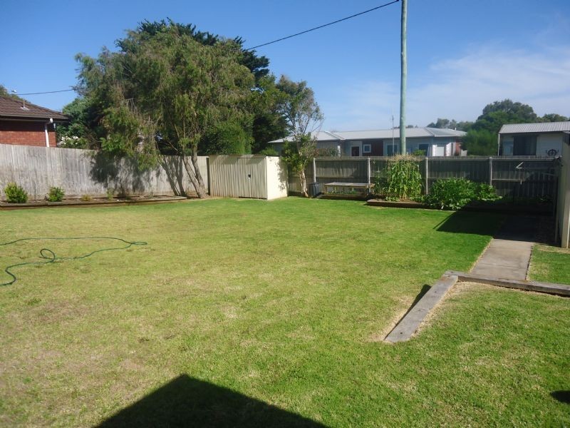 6 Alice Street, Allansford VIC 3277