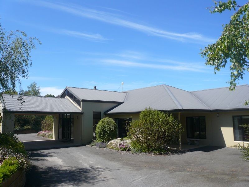 27 Bridge Road, Bushfield VIC 3281