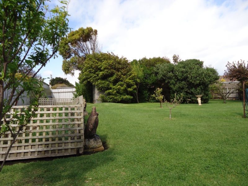 28 The Esplanade, Dennington VIC 3280