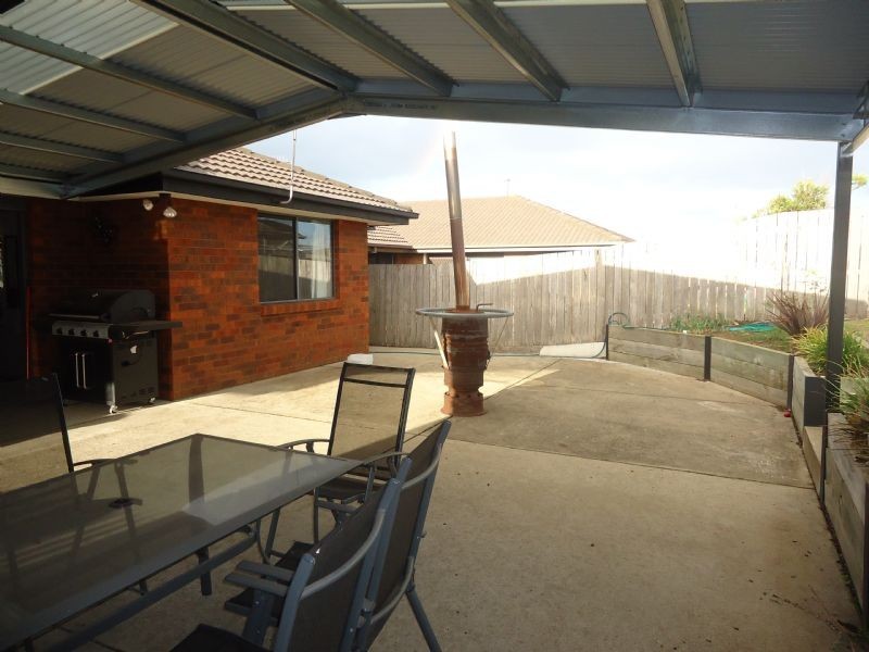 33 Merrivale Drive, Warrnambool VIC 3280