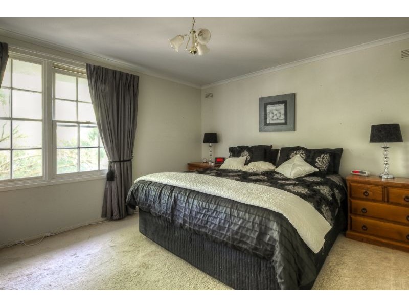 8 Ponting Drive, Warrnambool VIC 3280