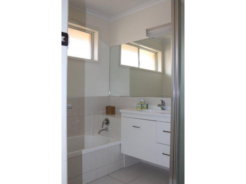 4 Uebergang Street, Port Fairy VIC 3284