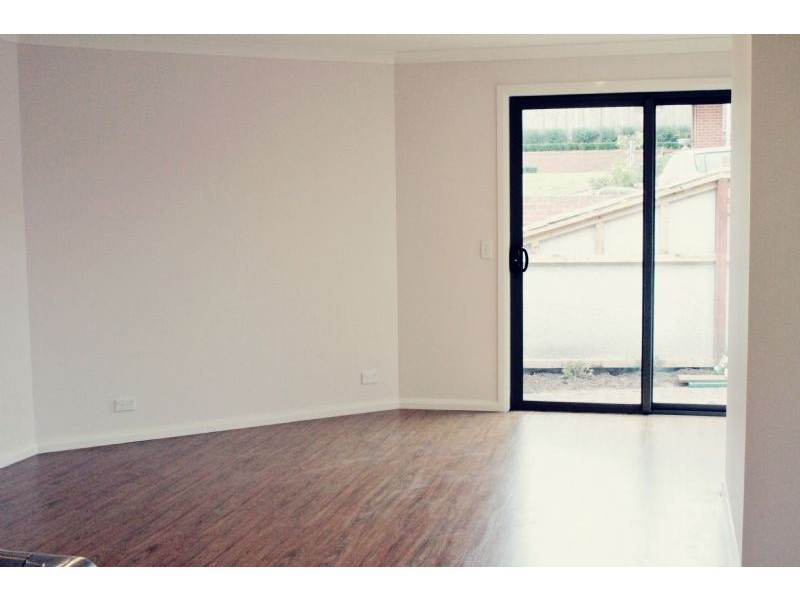 2/4 Wicking Place, Warrnambool VIC 3280