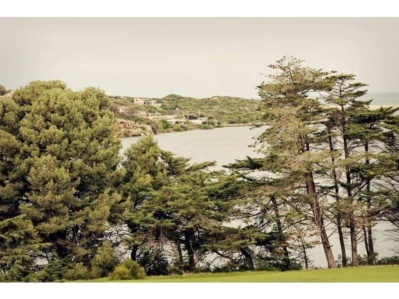 2/4 Wicking Place, Warrnambool VIC 3280