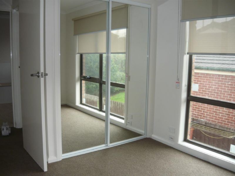 2/4 Wicking Place, Warrnambool VIC 3280