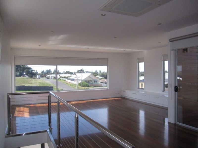 1 Martin Laurence Place, Port Fairy VIC 3284