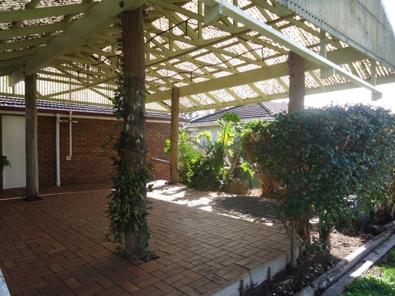 13 Leura Street, Camperdown VIC 3260