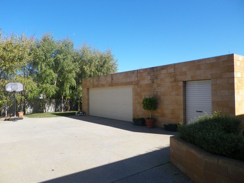 7 Birdwood Avenue, Warrnambool VIC 3280