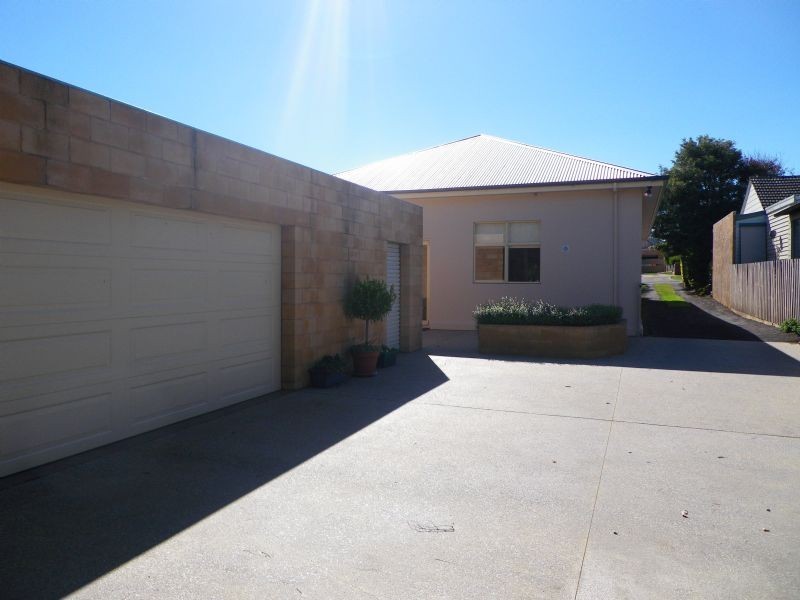 7 Birdwood Avenue, Warrnambool VIC 3280