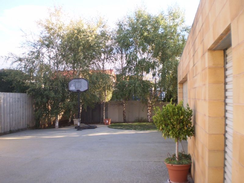 7 Birdwood Avenue, Warrnambool VIC 3280