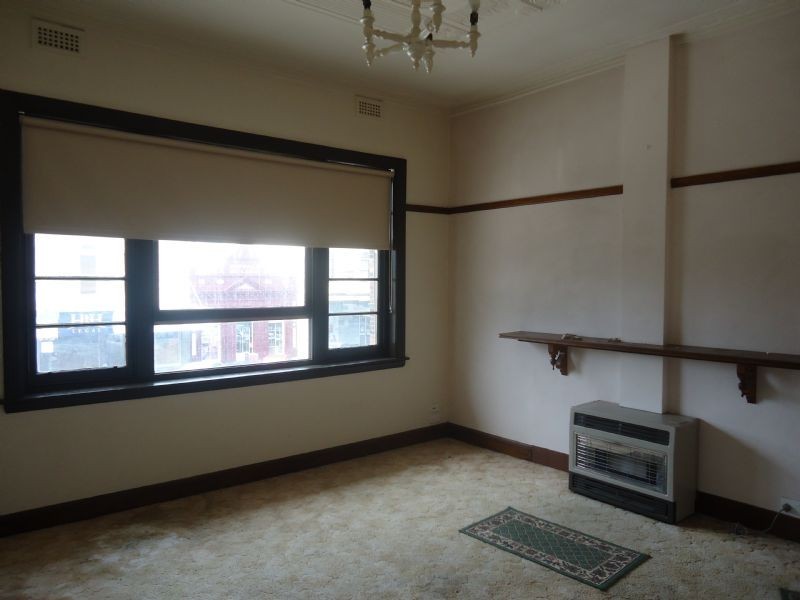 Upstairs/105E Liebig Street, Warrnambool VIC 3280
