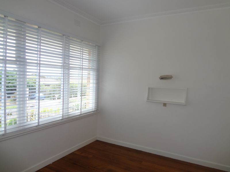 11 Wildwood Cres, Warrnambool VIC 3280