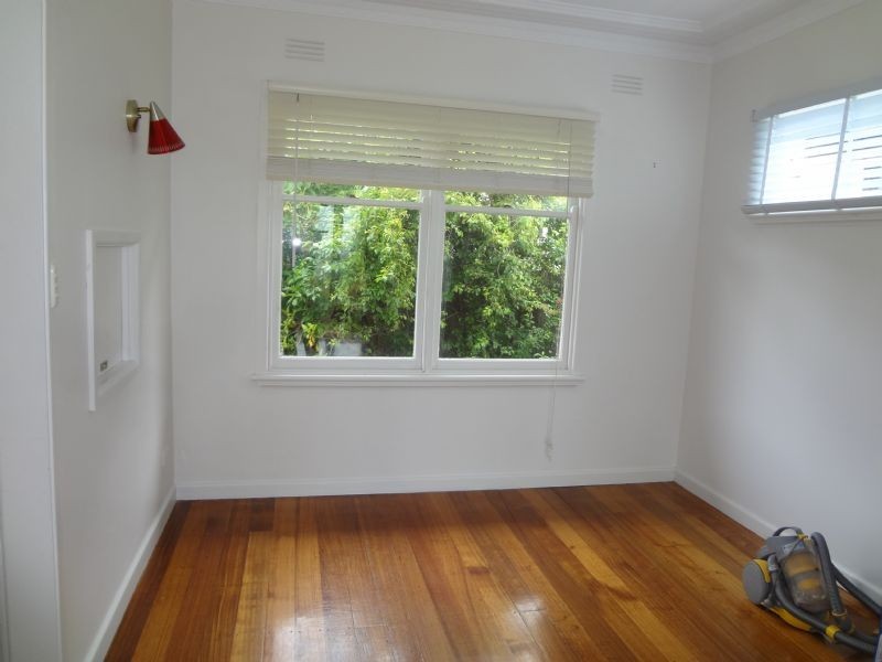 11 Wildwood Cres, Warrnambool VIC 3280