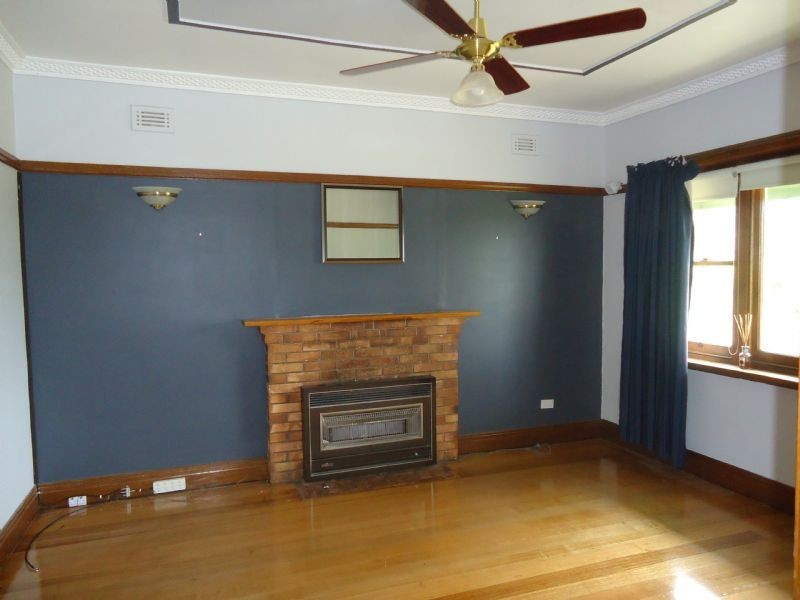 63 Mitchell Street, Cobden VIC 3266