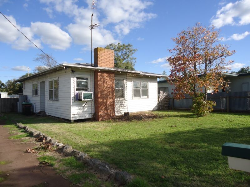 9 Heard Street, Mortlake VIC 3272