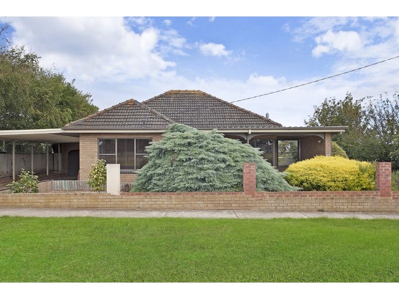43 Anzac Avenue, Koroit VIC 3282