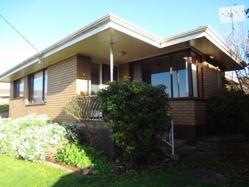 17 Shirley Grove, Warrnambool VIC 3280