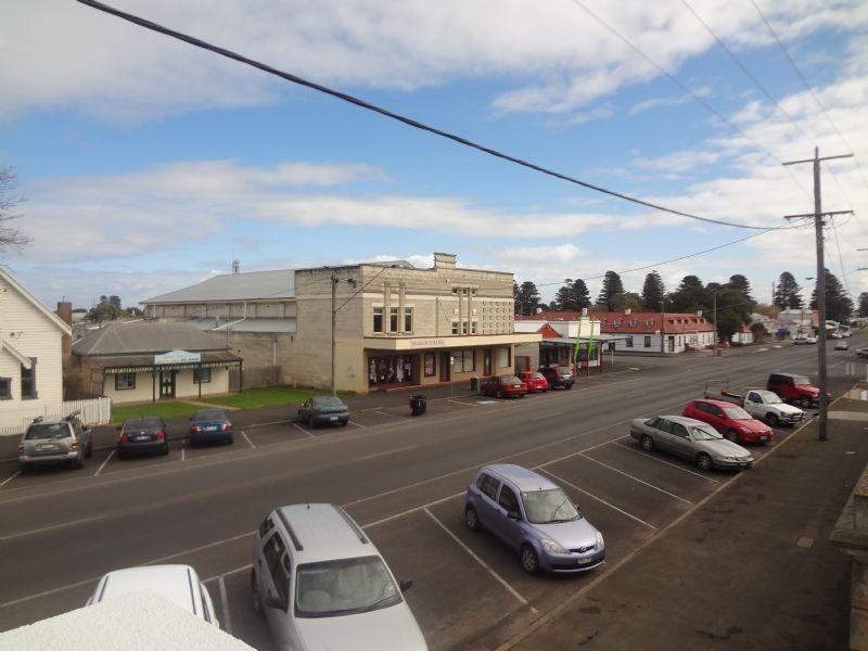 101/32 Bank Street, Port Fairy VIC 3284