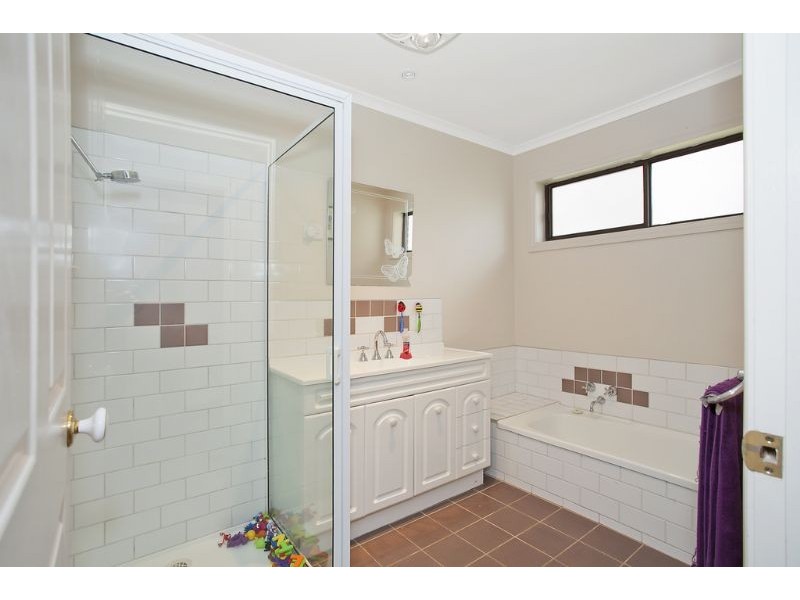 8 Harmony Court, Warrnambool VIC 3280