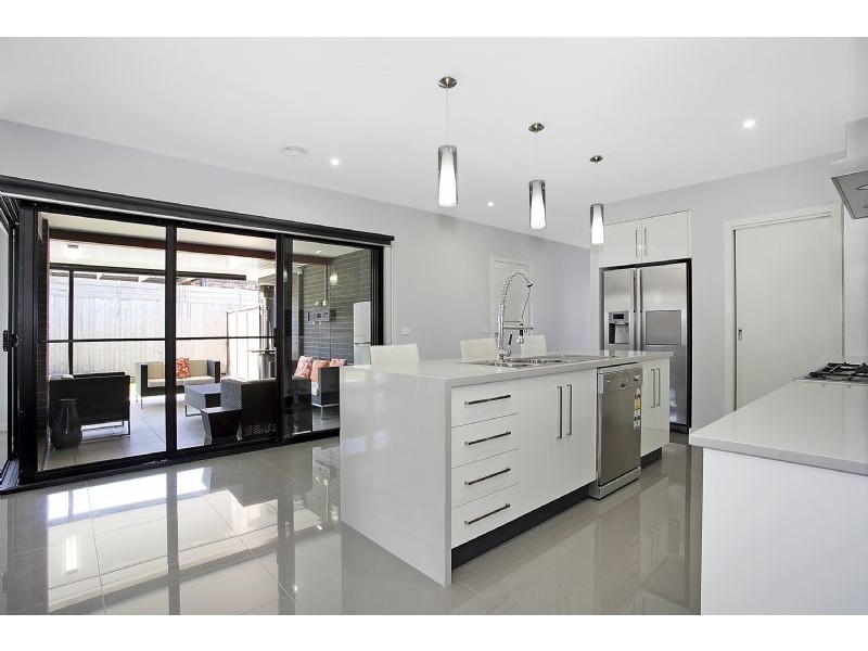 16 Cleveland Street, Warrnambool VIC 3280