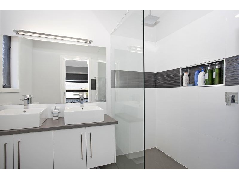 16 Cleveland Street, Warrnambool VIC 3280
