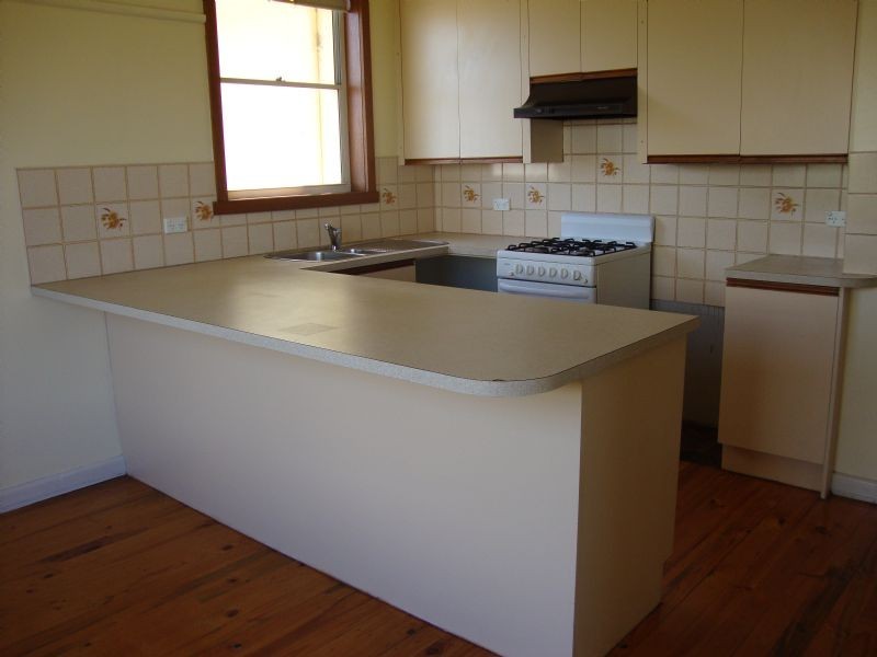 4 Cameron Grove, Warrnambool VIC 3280