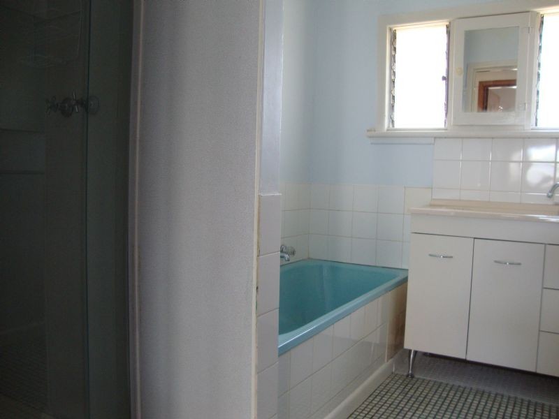 4 Cameron Grove, Warrnambool VIC 3280